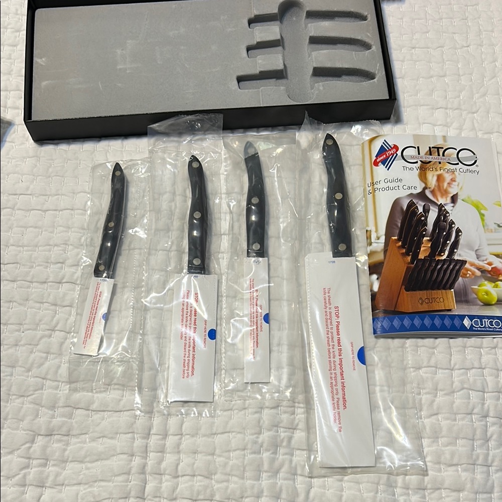Bundle of Cutco Knives & Spatula Plus presentation box and holder